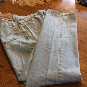 Levi men’s jeans in good shape
